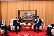 20231011黨組書記陰和俊會見英國皇家工程院院長-圖片1.jpg